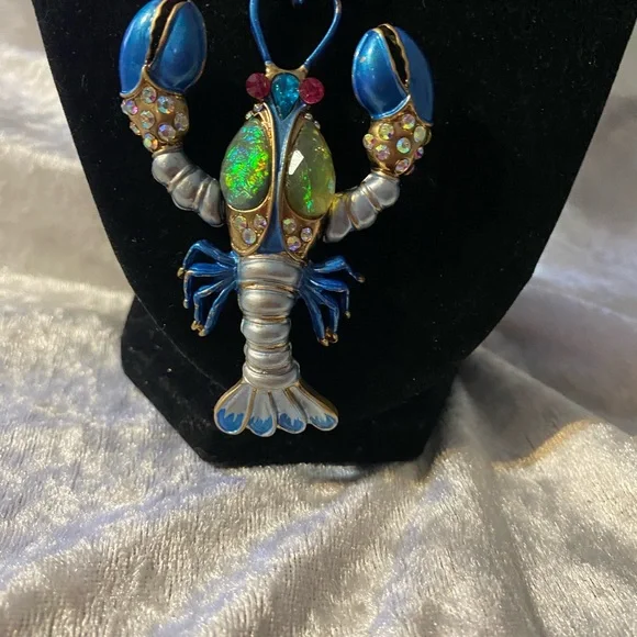 BETSEY JOHNSON COLORFUL RETICULATED LOBSTER PENDANT 30” NECKLACE + BONUS - Picture 5 of 14